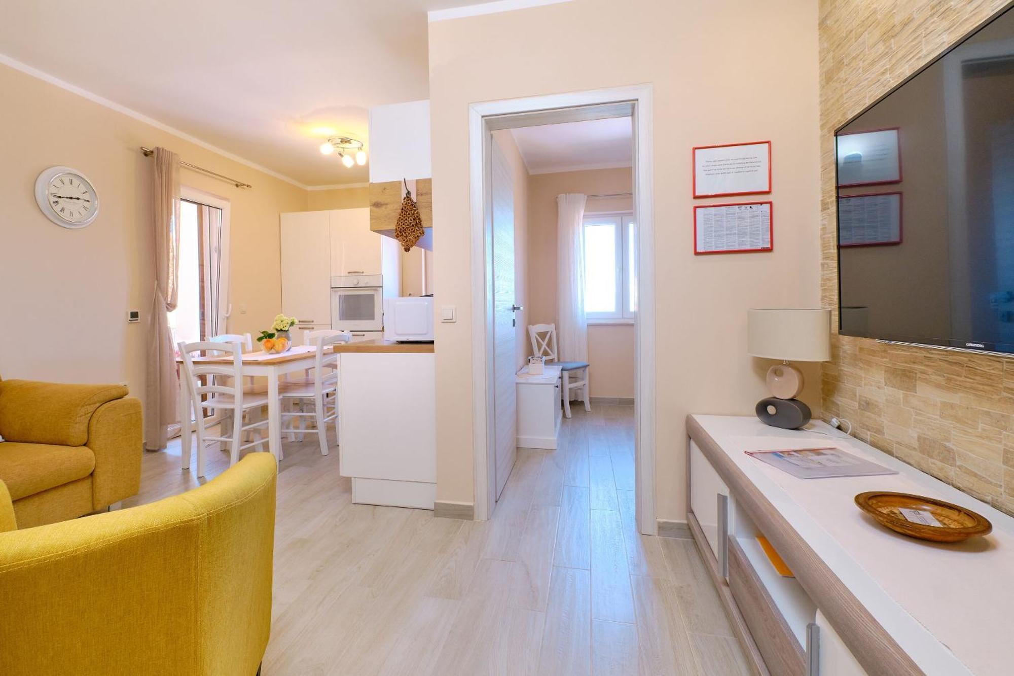 Apartments Enna Mali Lošinj Buitenkant foto