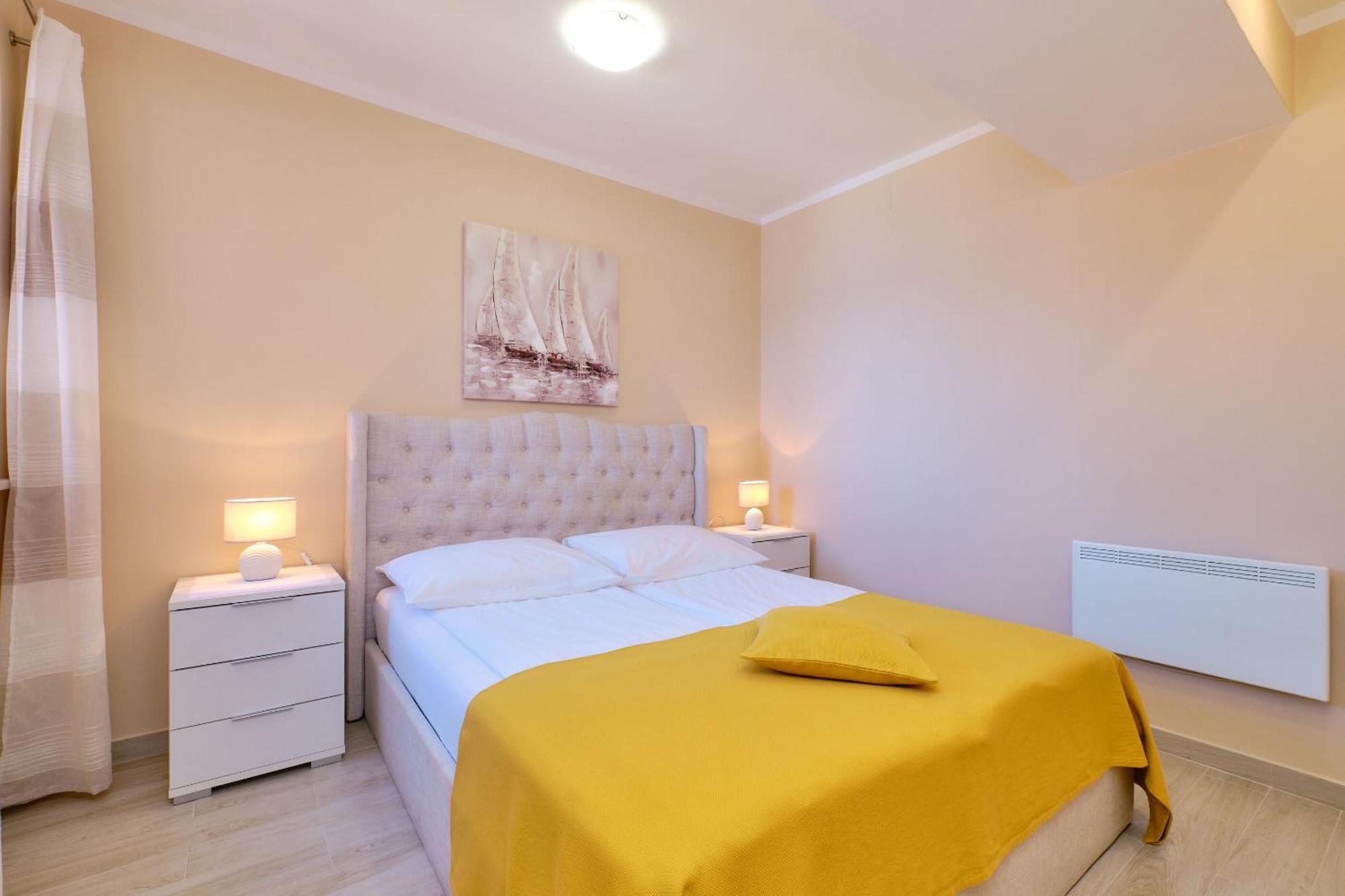 Apartments Enna Mali Lošinj Buitenkant foto