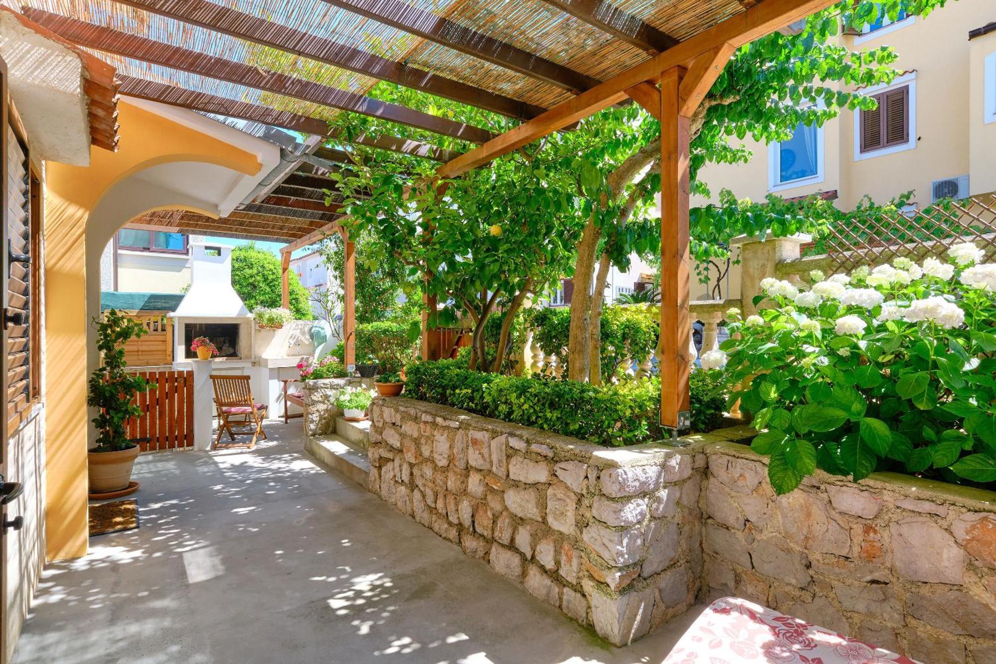 Apartments Enna Mali Lošinj Buitenkant foto