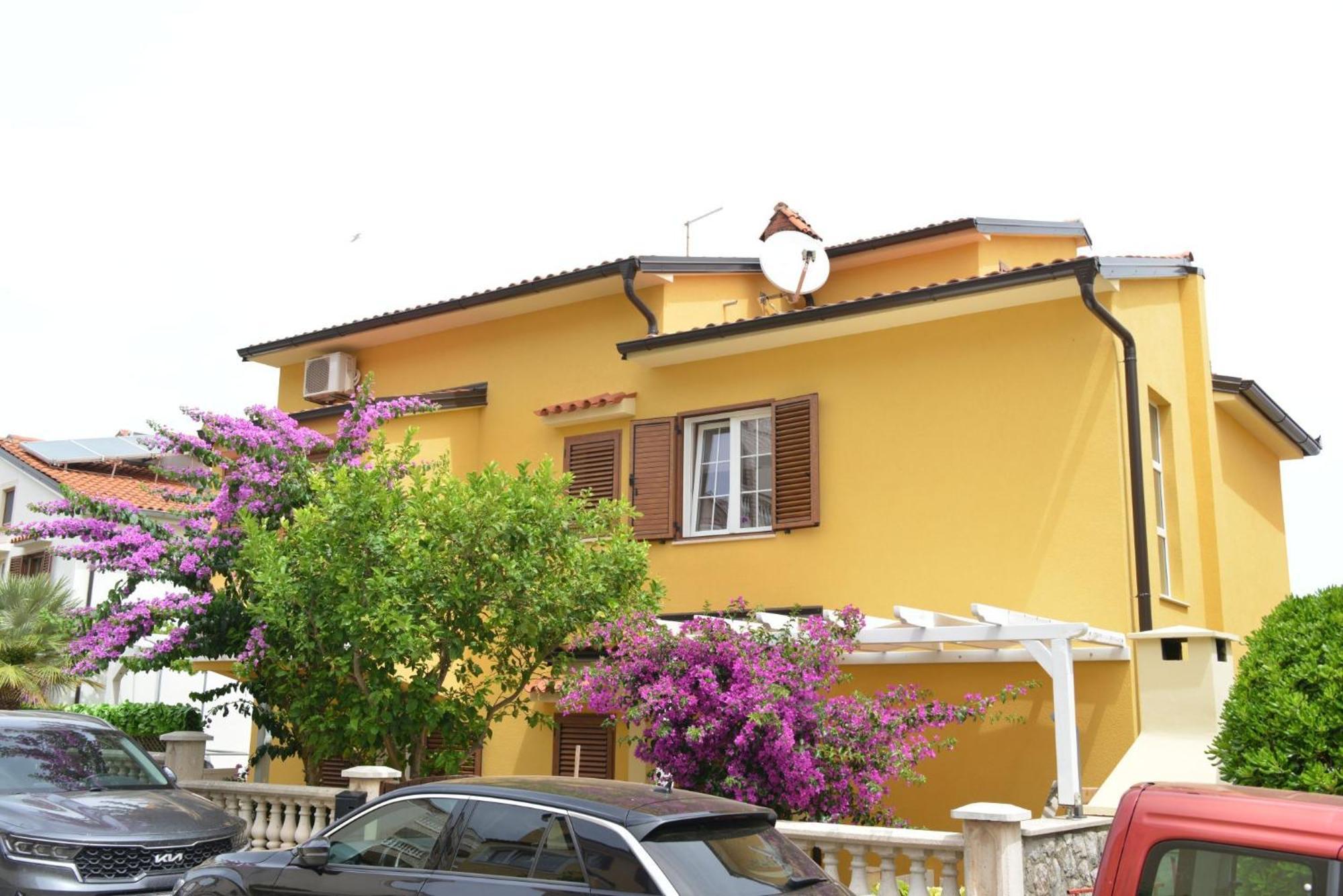 Apartments Enna Mali Lošinj Buitenkant foto